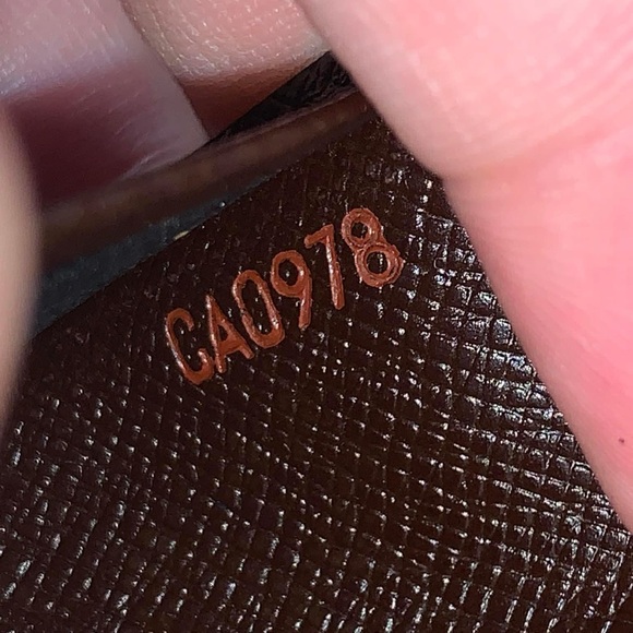 Sold❇️LV Damier Ebene Envelope Card Holder❇️ - Picture 4 of 13